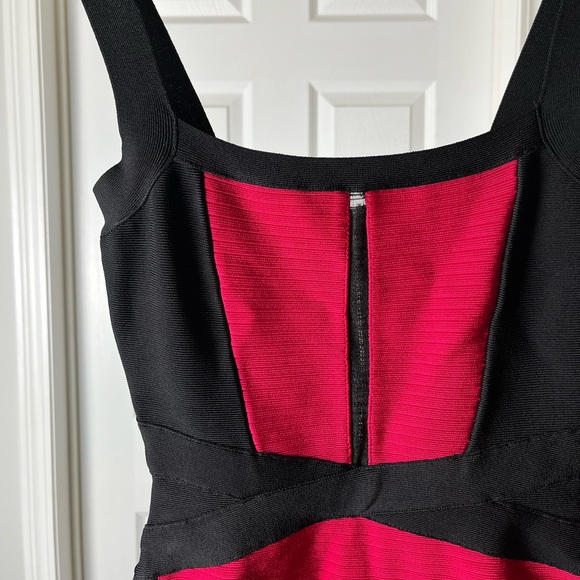 RED & BLACK MARCIANO BODYCON DRESS - Picture 4 of 4